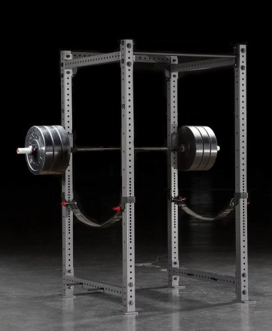 The Rogue RML-490C can use straps for squat safety.